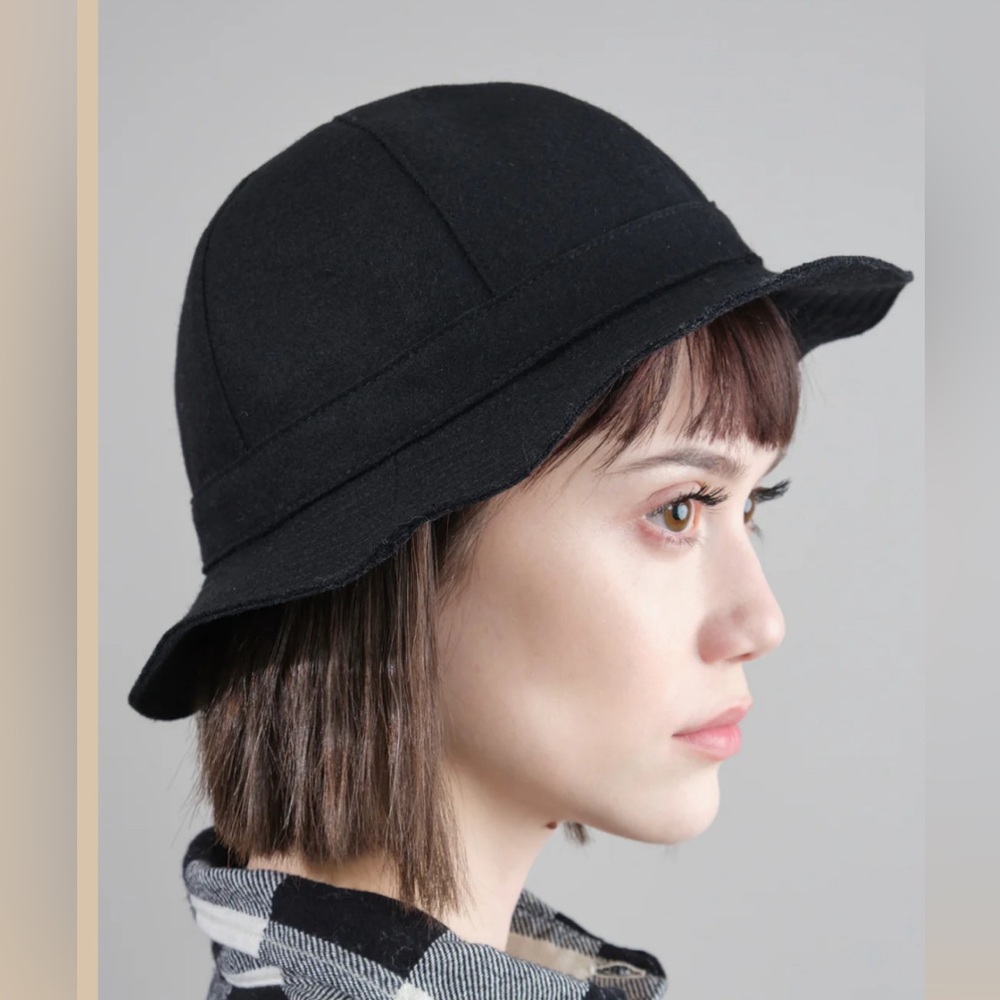 Mature Ha Hat in Black Bucket Style Wool Nylon - Picture 3 of 7